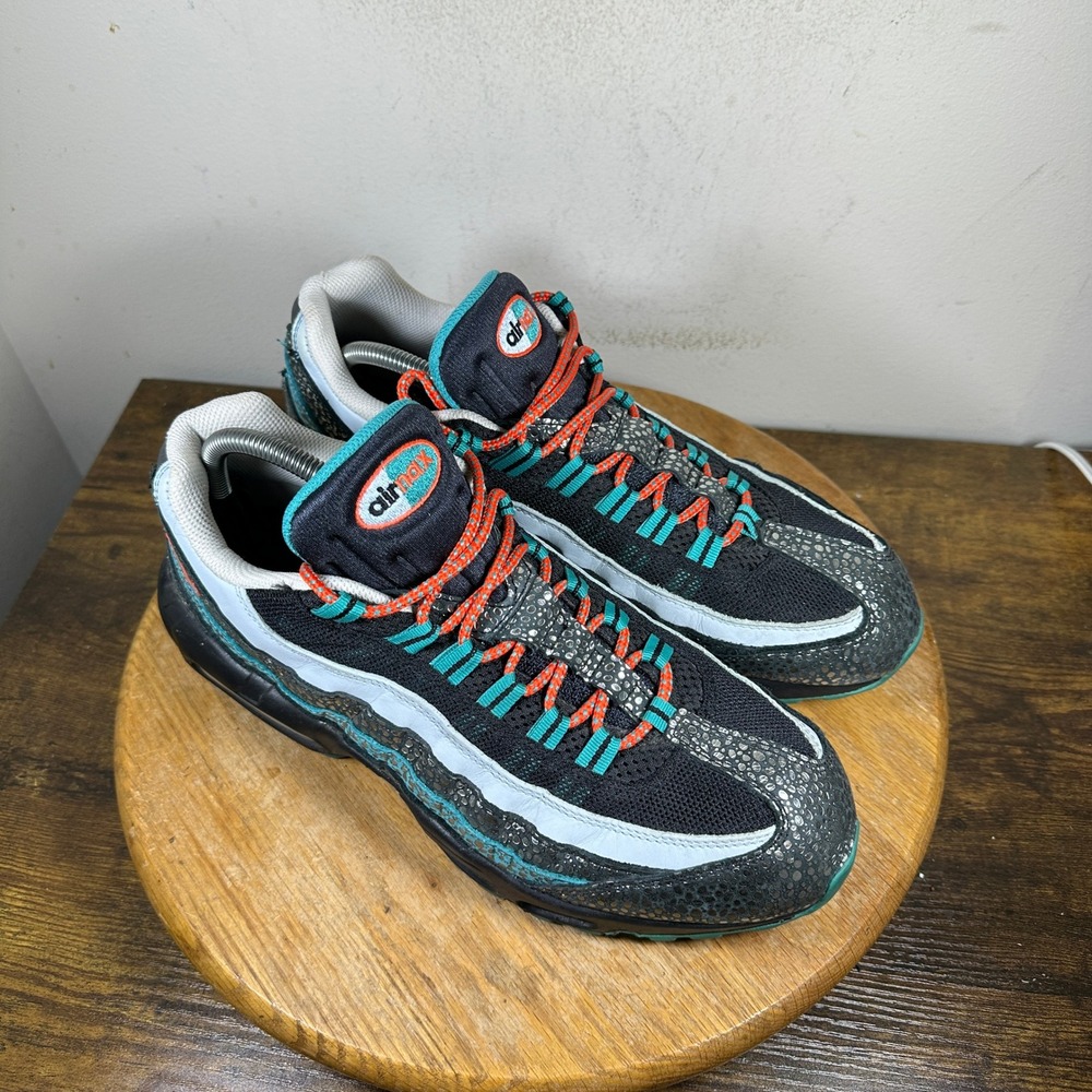 Nike Air Max 95 Kabutomushi SafariMens Shoes Leather Mesh Size 11 728475-001